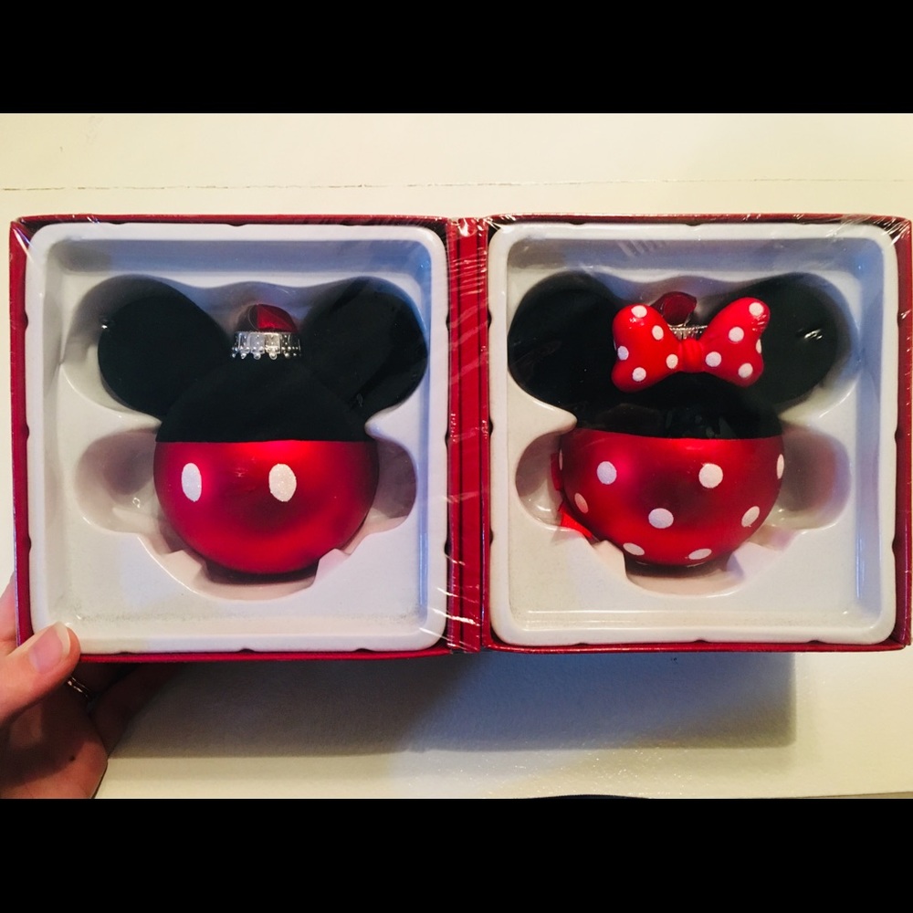 Disney ornament set